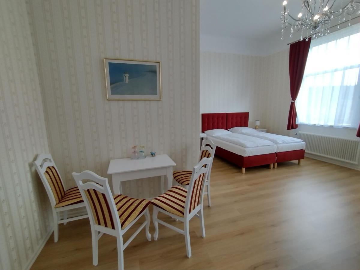 Liahof Hotel Ullared Bagian luar foto